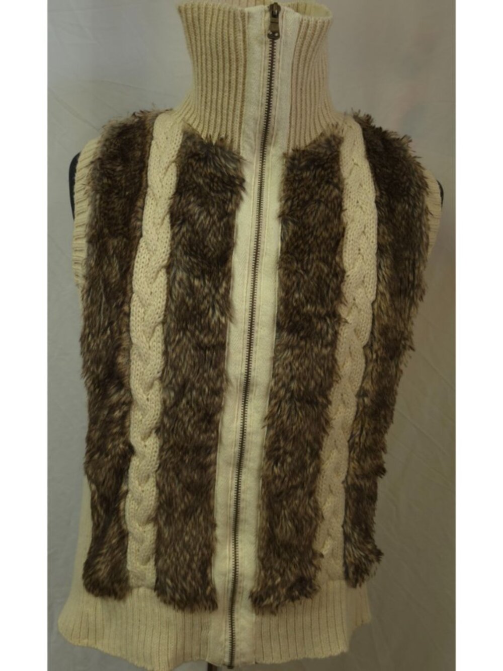kontroj Womens Large Cream Cable Knit Faux Fur Full Zip Sleeveless Sweater Vest